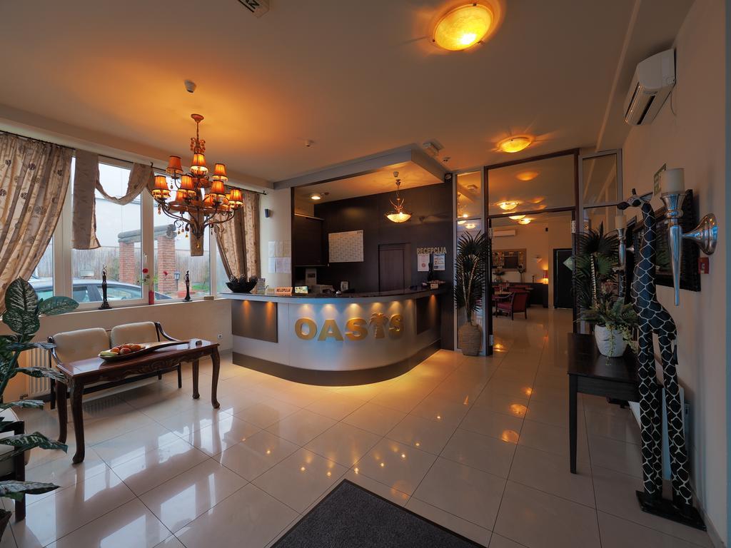 Garni Hotel Oasis Belgrad Exterior foto
